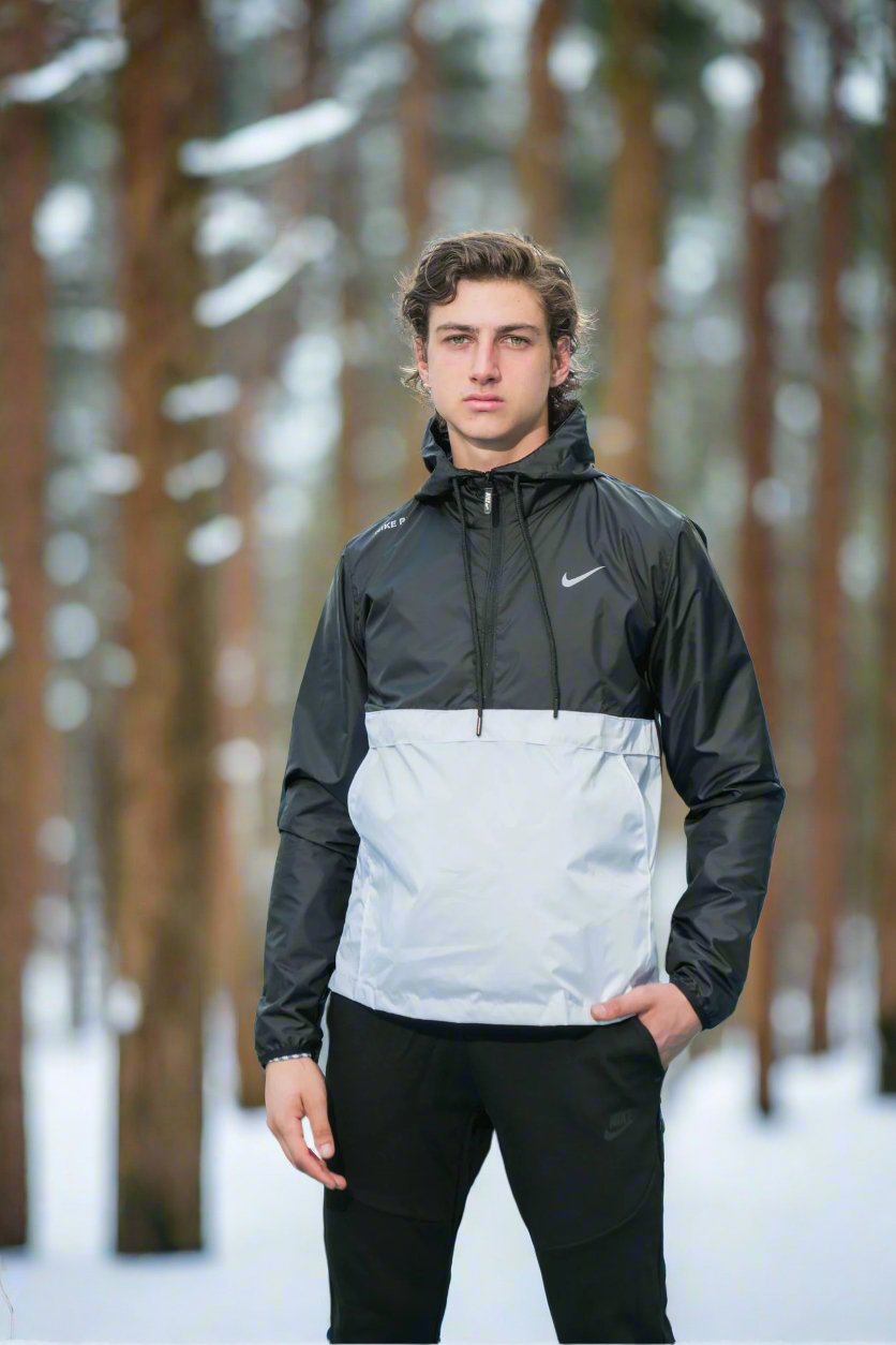 Nike Pro Windrunner - Black and whiteTrendyWearTrendyWearNike Pro Windrunner - Black and whiteTrendyWearTrendyWearNike Pro Windrunner - Black and white