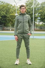 Nike Sportswear Tech Fleece - tamno zelena