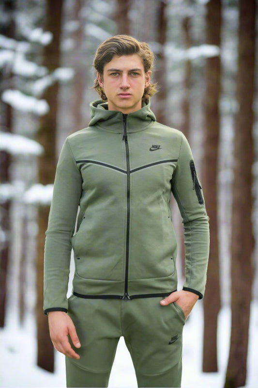 Nike tech fleece dark green hotsell