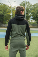 Nike Sportswear Tech Fleece - Green and Black