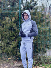 The North Face Tracksuit - GreySporting GoodsTrendyWearTrendyWearThe North Face Tracksuit - Grey